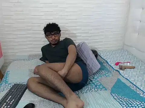 felipecams123 online show from September 13, 12:32 am