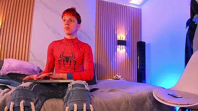 IM DAREN online show from February 7, 3:43 am