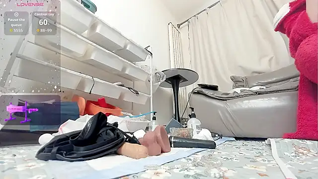 fox-yiyi online show from February 23, 8:01 am