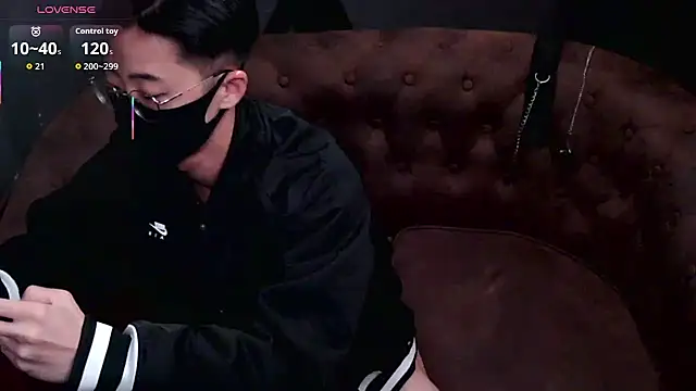 asiantwinkz online show from November 22, 11:42 am