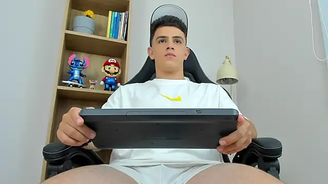 Mikecooper online show from April 8, 12:10 am