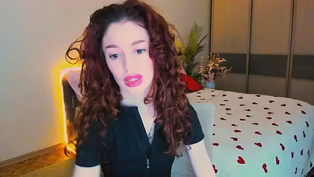 ChristinaConteeree online show from April 8, 3:39 am