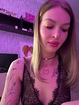 miss veroNika online show from March 18, 3:20 am