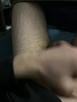 Snapshot of Frankieyyy1 chatting on February 19, 9:22 pm Frankieyyy1 online show from February 19, 9:22 pm