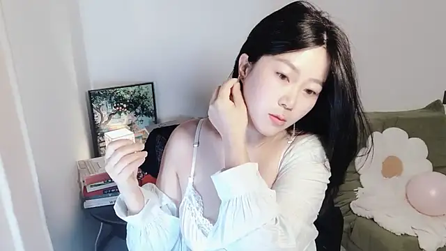 Emmaq996 online show from November 9, 2:32 am