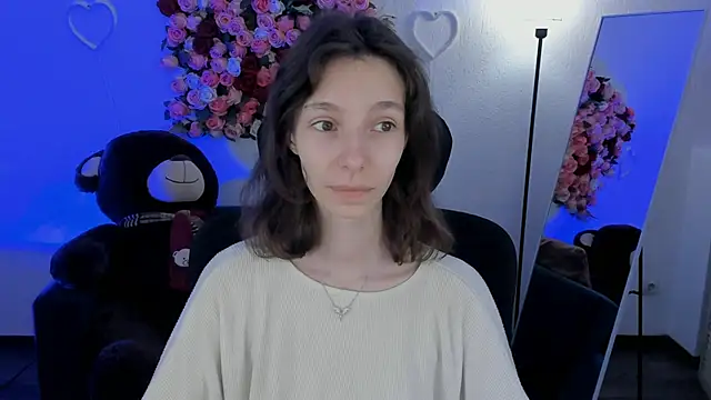 EmmanuellBrown online show from April 19, 1:16 am