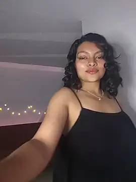 Candela    online show from May 18, 12:29 am