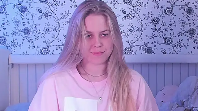 AngelAnty online show from June 1, 1:24 pm
