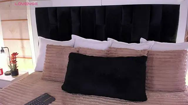 GretaVelvet online show from July 2, 7:53 pm