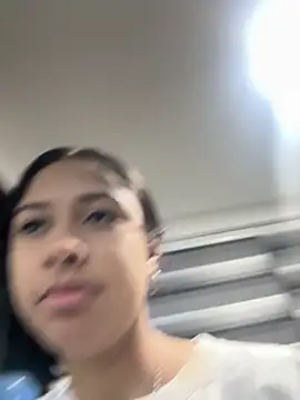 lynn9000 online show from November 18, 5:34 am