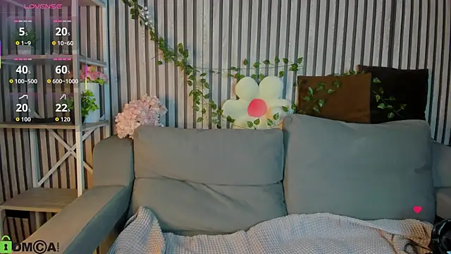 Michele Greenn online show from March 3, 1:01 am