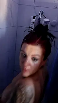 Snapshot of gypsyriot chatting on September 9, 3:22 pm gypsyriot online show from September 9, 3:22 pm