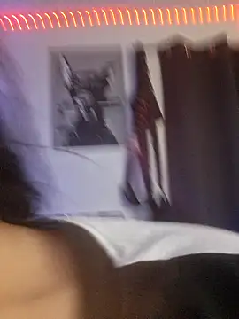 Snapshot of gypsyriot chatting on October 22, 10:26 am gypsyriot online show from October 22, 10:26 am