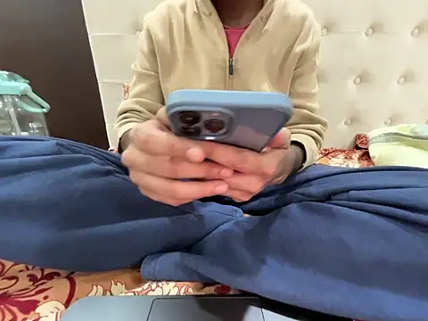 Snapshot of DecentJaat chatting on February 20, 5:02 pm DecentJaat online show from February 20, 5:02 pm