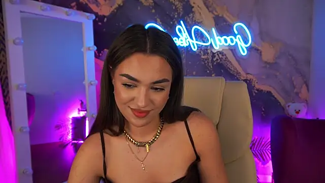 Snapshot of EricaSin chatting on July 14, 10:43 am EricaSin online show from July 14, 10:43 am