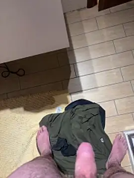 Snapshot of Filo981G chatting on February 23, 5:32 pm Filo981G online show from February 23, 5:32 pm