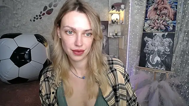 Snapshot of NickyAdamidi chatting on June 25, 4:22 pm NickyAdamidi online show from June 25, 4:22 pm