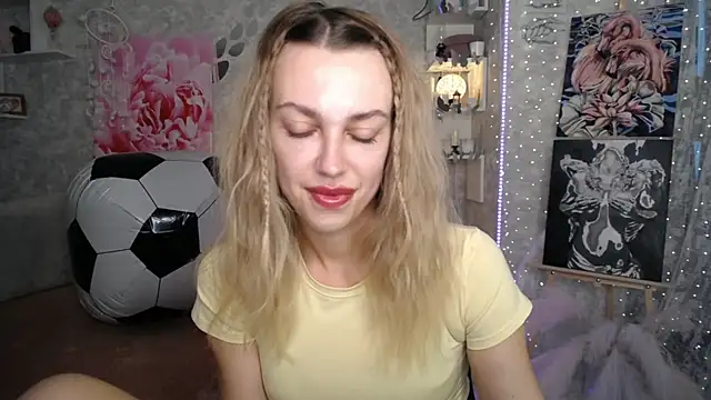 Snapshot of NickyAdamidi chatting on July 8, 4:33 pm NickyAdamidi online show from July 8, 4:33 pm