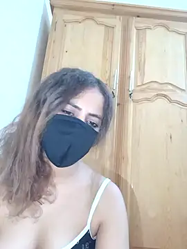 Snapshot of ghadiraa chatting on September 21, 2:13 am ghadiraa online show from September 21, 2:13 am