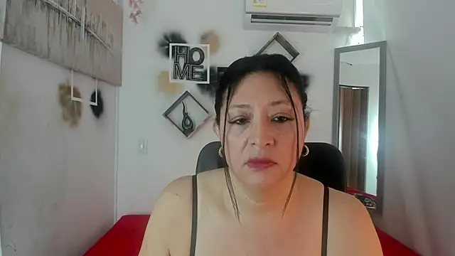 tatiana sofiaa online show from October 7, 1:30 pm