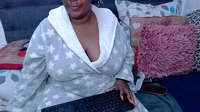 Snapshot of chockclitx5 chatting on July 9, 7:01 am chockclitx5 online show from July 9, 7:01 am