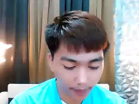 Snapshot of Mister_officer69 chatting on October 4, 9:18 am Mister officer69 online show from October 4, 9:18 am