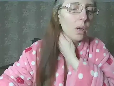 CandiCole online show from April 18, 6:50 am