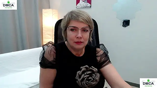 Snapshot of Pion_01 chatting on May 4, 4:41 am Pion 01 online show from May 4, 4:41 am