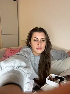 AlitaNova online show from November 24, 8:30 pm