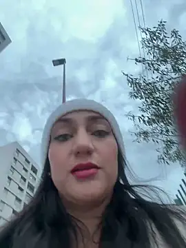 Ninabigtitied online show from October 23, 5:23 pm