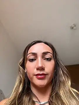 Ninabigtitied online show from June 27, 4:12 pm