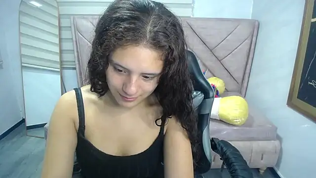 Velvet Moon V online show from September 10, 1:11 pm