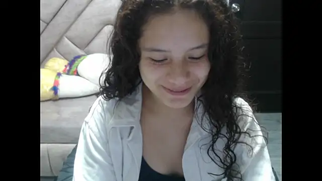 Velvet Moon V online show from October 25, 1:07 pm