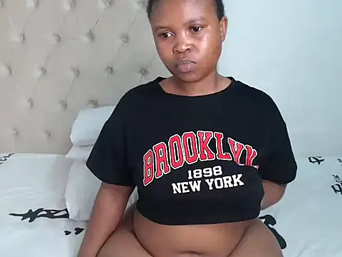 Lolly Ramochele online show from October 4, 8:29 pm