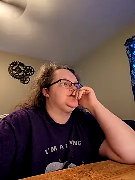 Snapshot of TheMistyPrice chatting on February 18, 7:43 pm TheMistyPrice online show from February 18, 7:43 pm