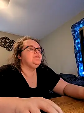 Snapshot of TheMistyPrice chatting on February 24, 9:24 pm TheMistyPrice online show from February 24, 9:24 pm