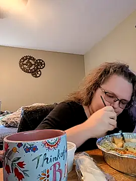 Snapshot of TheMistyPrice chatting on February 25, 6:39 pm TheMistyPrice online show from February 25, 6:39 pm