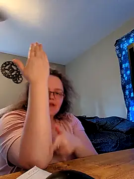 Snapshot of TheMistyPrice chatting on February 26, 6:40 pm TheMistyPrice online show from February 26, 6:40 pm