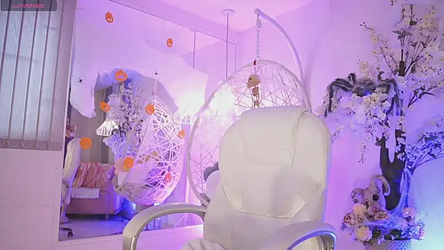 JadeSummerr online show from October 8, 11:41 am