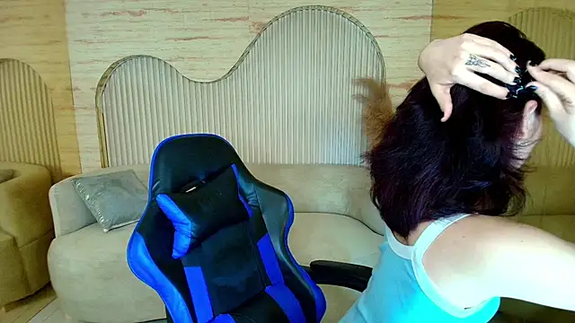 valentina r  online show from November 2, 3:20 am