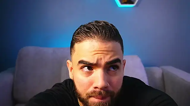 Snapshot of Paul_Phoenix chatting on January 17, 8:01 pm Paul Phoenix online show from January 17, 8:01 pm