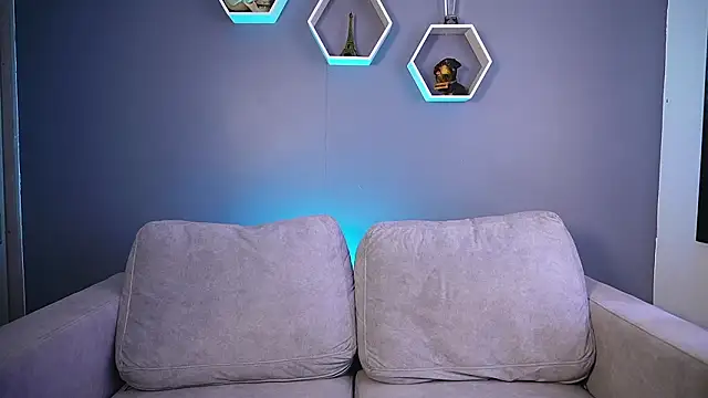 Snapshot of Paul_Phoenix chatting on February 6, 6:11 pm Paul Phoenix online show from February 6, 6:11 pm