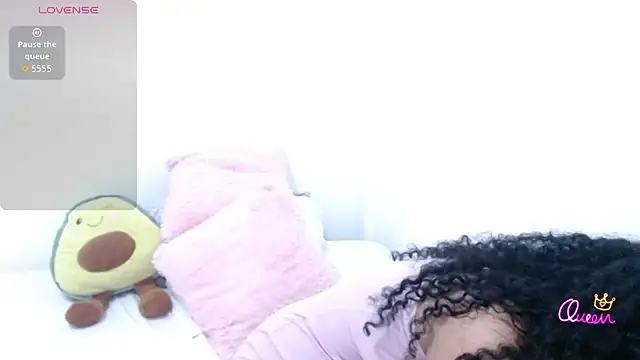 Snapshot of ms_ivanna chatting on June 11, 9:24 pm ms ivanna online show from June 11, 9:24 pm