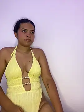 Snapshot of ms_ivanna chatting on June 15, 9:28 pm ms ivanna online show from June 15, 9:28 pm