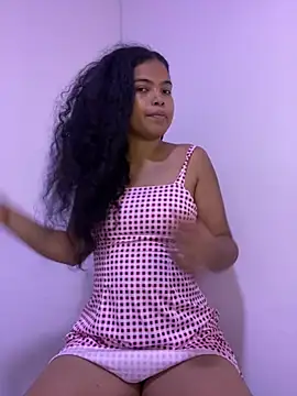 Snapshot of ms_ivanna chatting on July 5, 9:44 pm ms ivanna online show from July 5, 9:44 pm