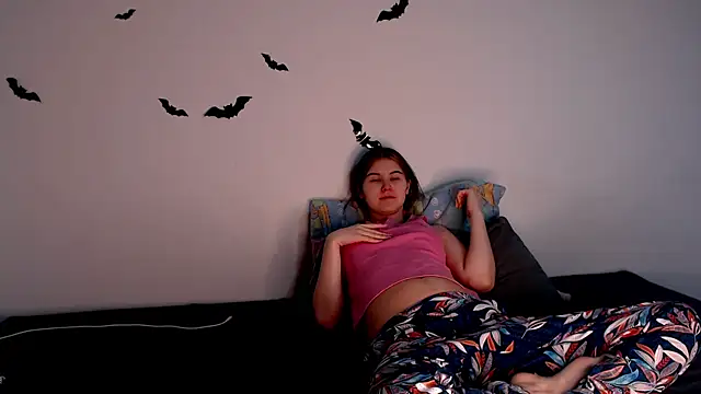 litle owl online show from November 3, 2:51 pm