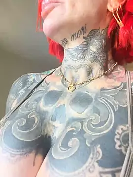 CatCoxx online show from April 15, 11:17 am