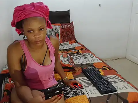 EssenceLovers online show from February 19, 6:48 pm