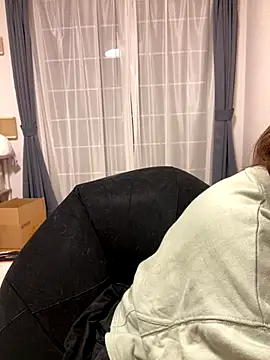 Snapshot of h415a812 chatting on October 23, 2:05 pm h415a812 online show from October 23, 2:05 pm