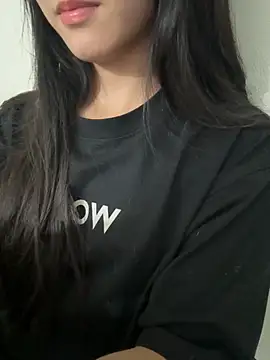 Snapshot of Desi_sara chatting on October 24, 3:36 am Desi sara online show from October 24, 3:36 am